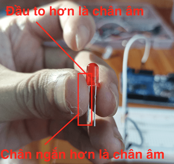 Arduino một led nhấp nháy